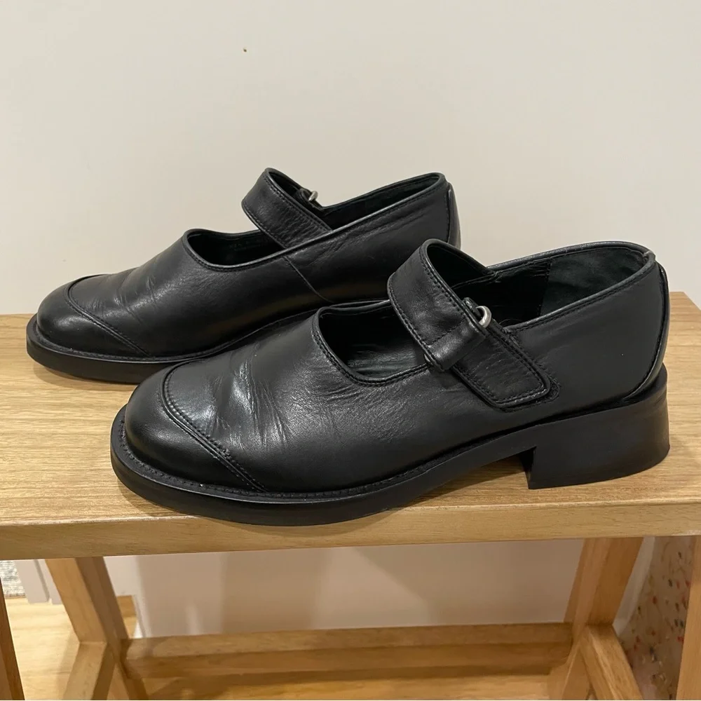Cole Haan Women Black Shoes Sz 6.5B